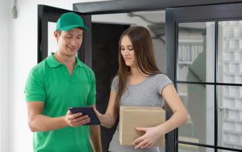 Delivery Management with Transparent Pricing